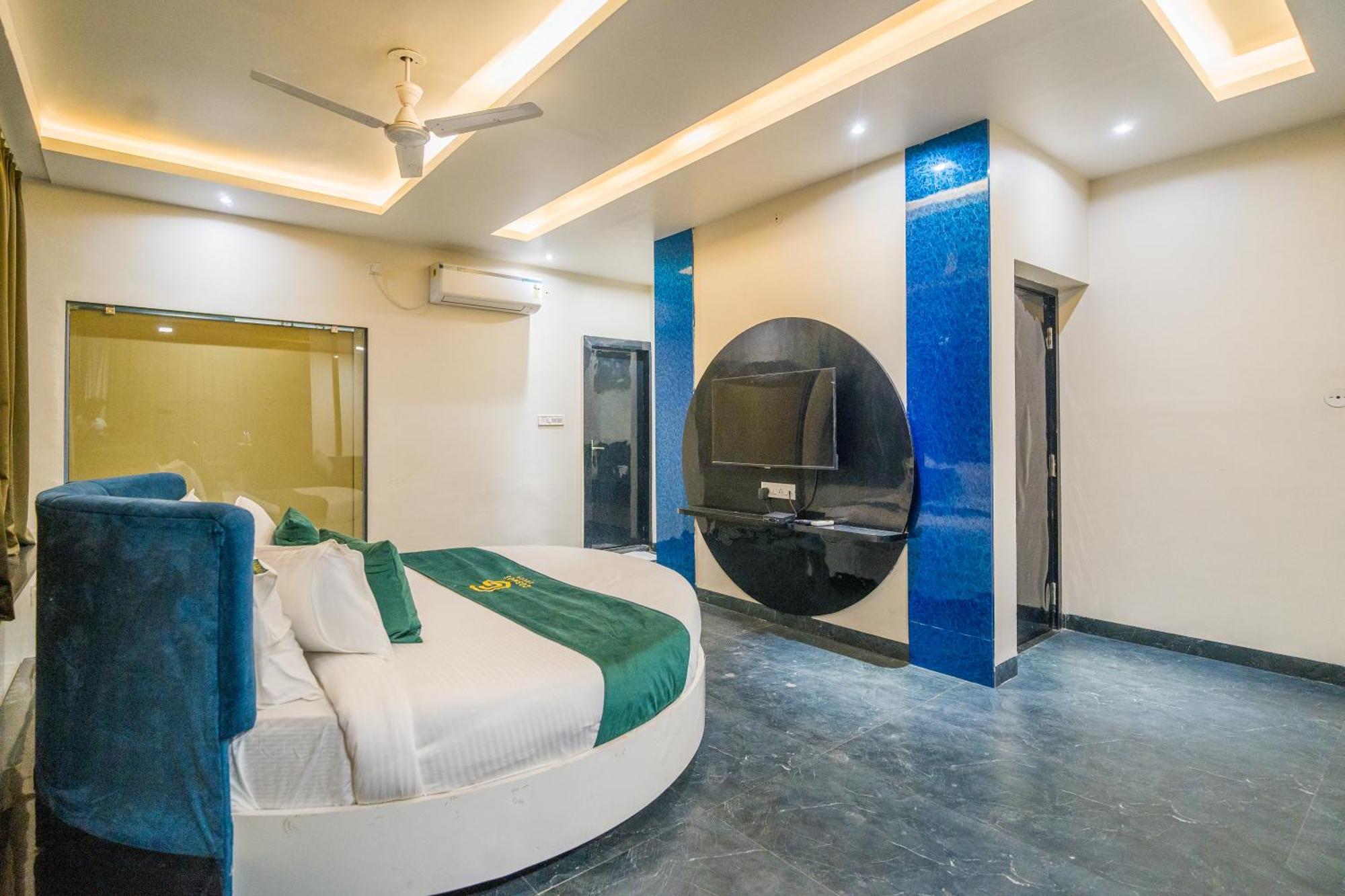 Hotel Kanha Shree By Cosmos Green Indore Room photo